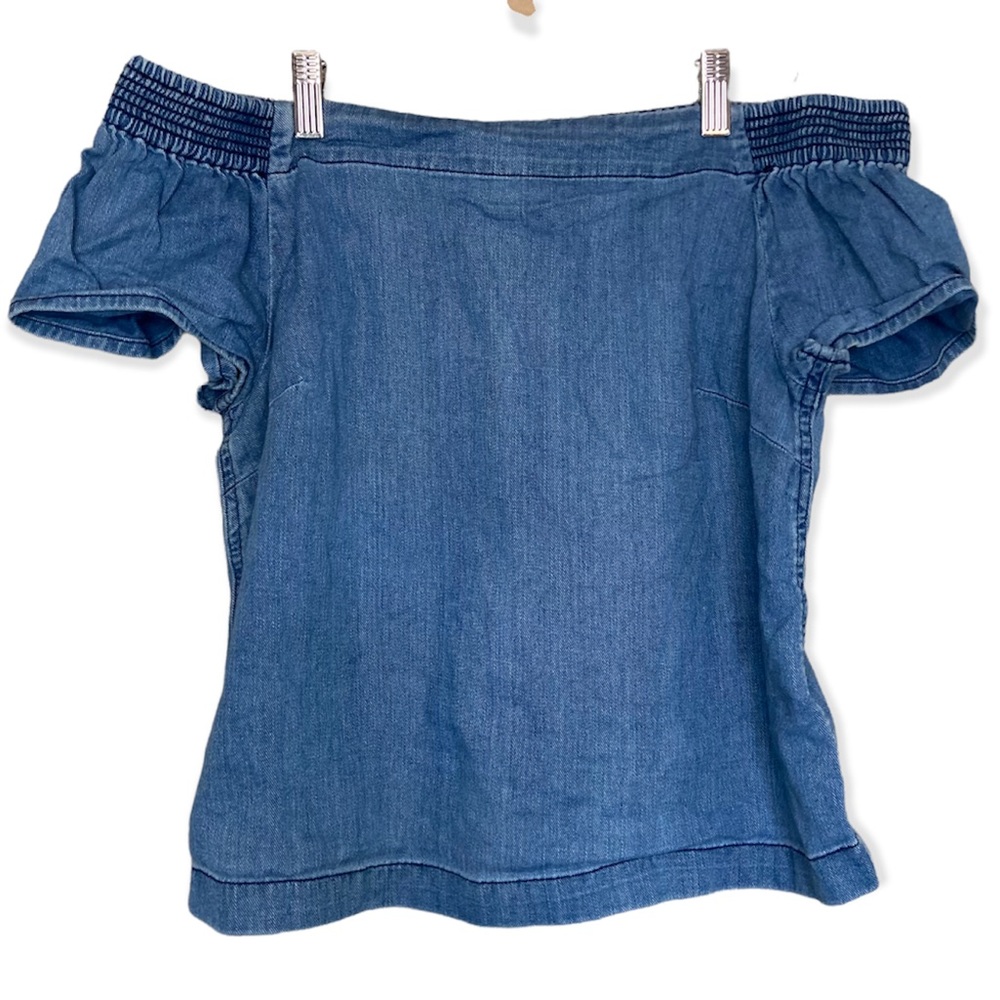 Wilfred Free | Aritzia Blue Chambray Off-The-Shoulder Blouse Size Large